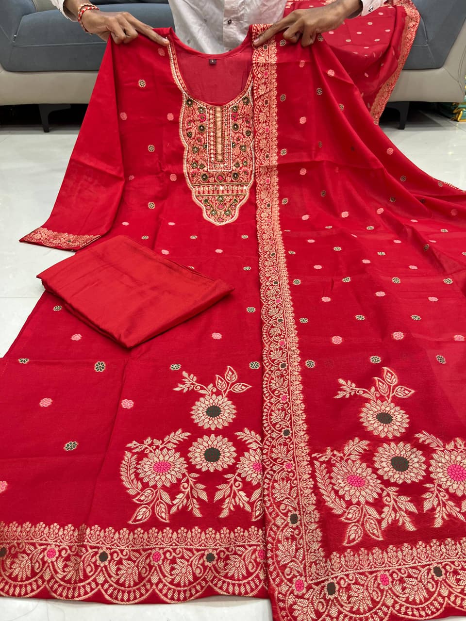Elegant Red Embroidered Kurta Set with Dupatta