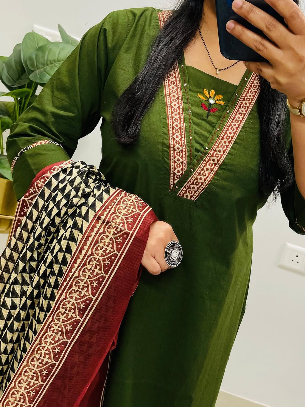 Graceful Olive Green Kurta Set with Printed Dupatta & Ethnic Pants