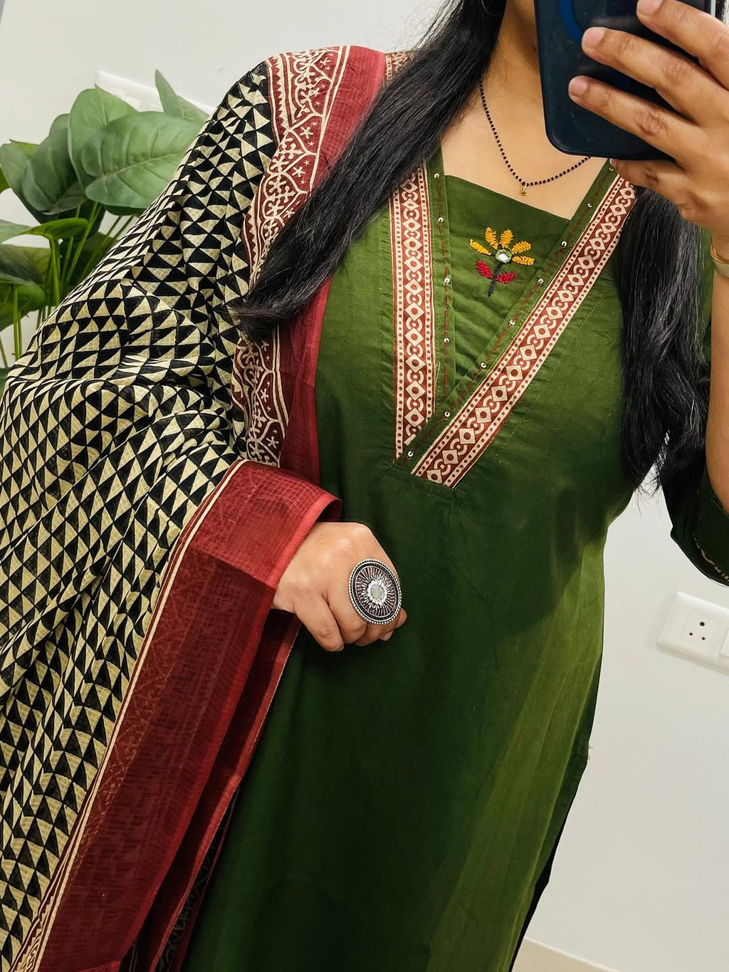 Graceful Olive Green Kurta Set with Printed Dupatta & Ethnic Pants